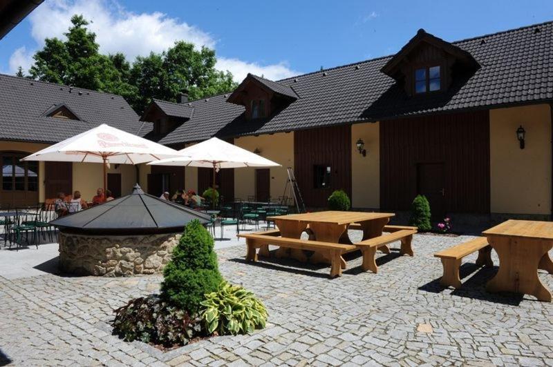 Hotel Svaty Tomas Predni Vyton Exterior photo