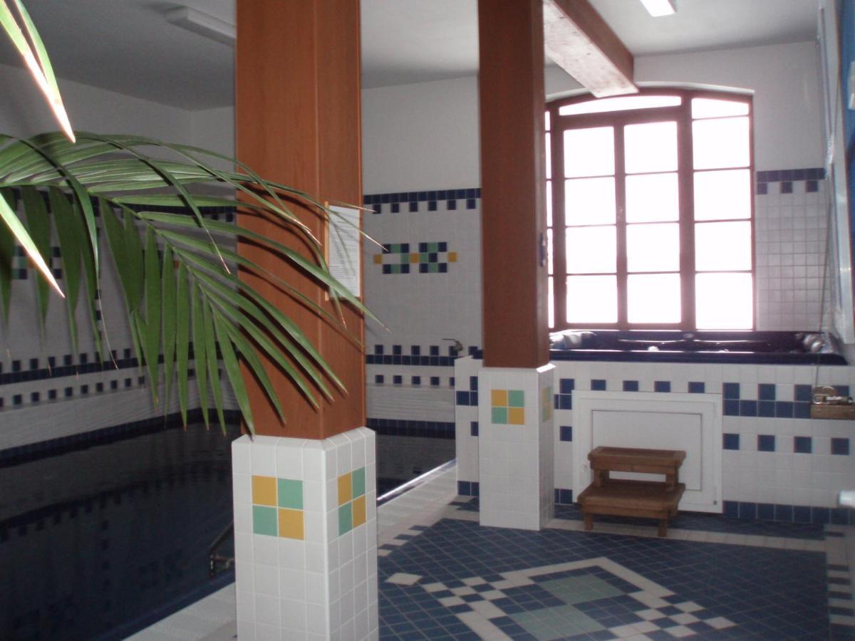 Hotel Svaty Tomas Predni Vyton Exterior photo