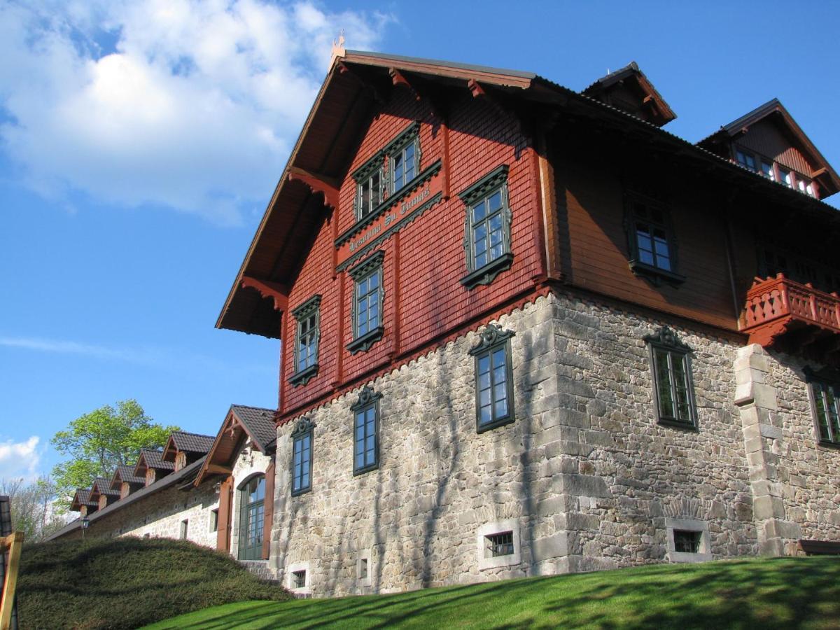 Hotel Svaty Tomas Predni Vyton Exterior photo
